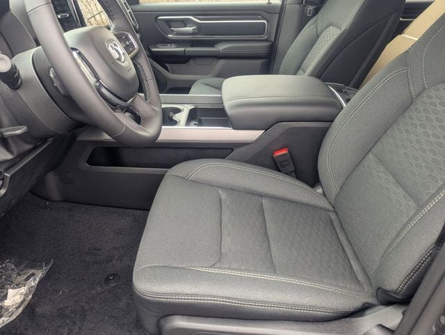 2026 RAM 1500 RAM 1500 LONE STAR CREW CAB 4X4 5'7' BOX