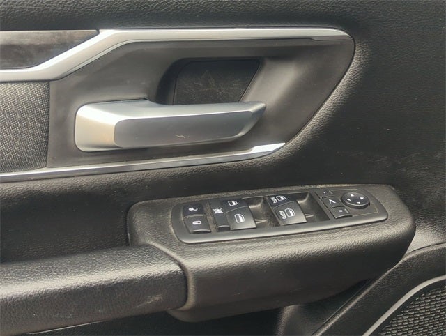 2019 RAM 1500 Big Horn/Lone Star Crew Cab 4x4 5'7' Box