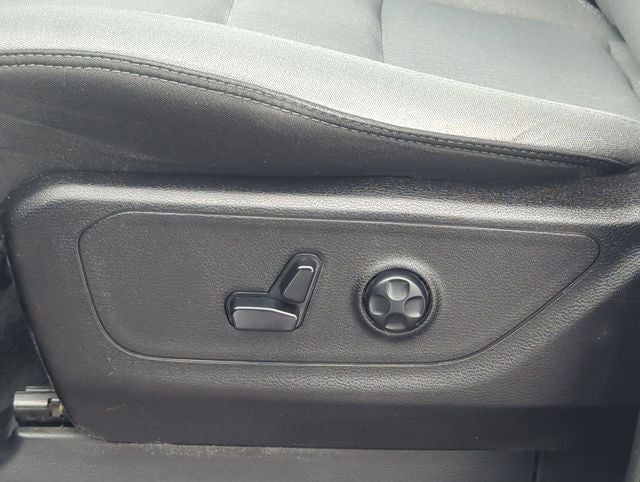 2019 RAM 1500 Big Horn/Lone Star Crew Cab 4x4 5'7' Box