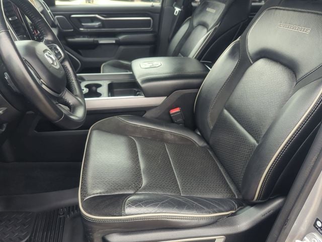 2021 RAM 1500 Laramie Crew Cab 4x4 5'7' Box