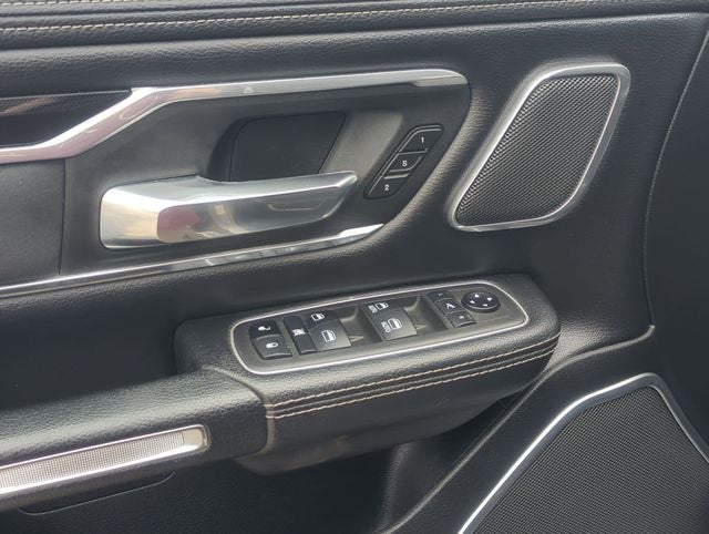 2021 RAM 1500 Laramie Crew Cab 4x4 5'7' Box