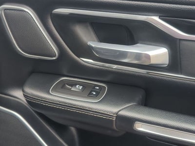 2021 RAM 1500 Laramie Crew Cab 4x4 5'7' Box