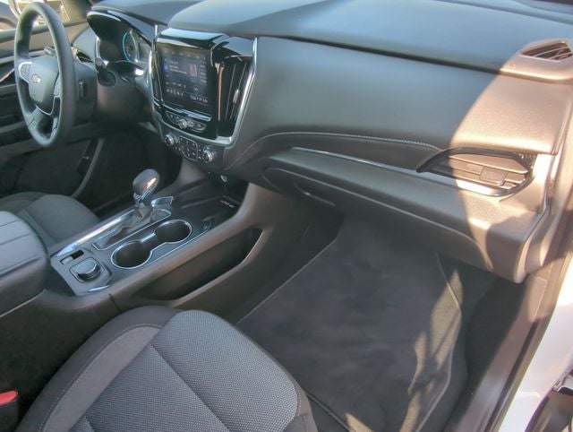 2023 Chevrolet Traverse FWD LT Cloth