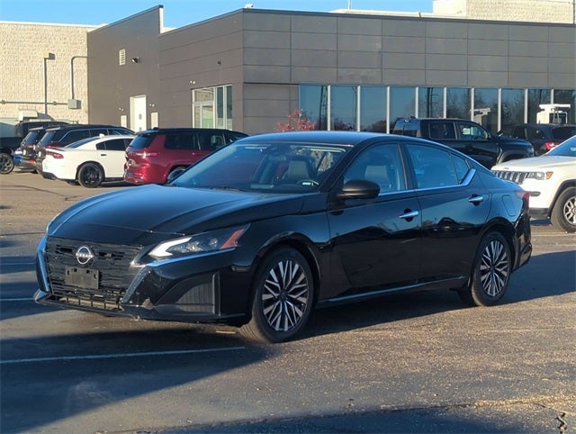 2024 Nissan Altima SV FWD