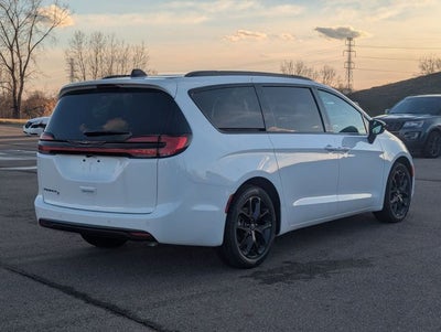 2026 Chrysler Pacifica PACIFICA SELECT