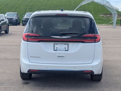 2025 Chrysler Pacifica PACIFICA SELECT
