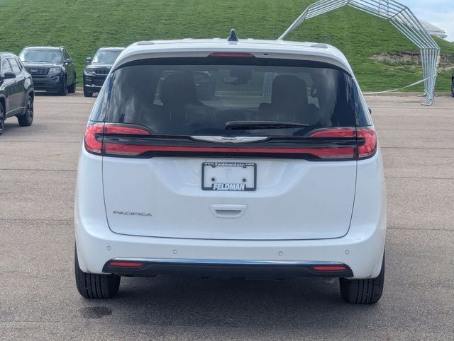 2025 Chrysler Pacifica PACIFICA SELECT