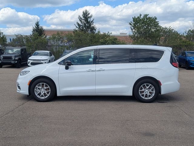 2025 Chrysler Pacifica PACIFICA SELECT