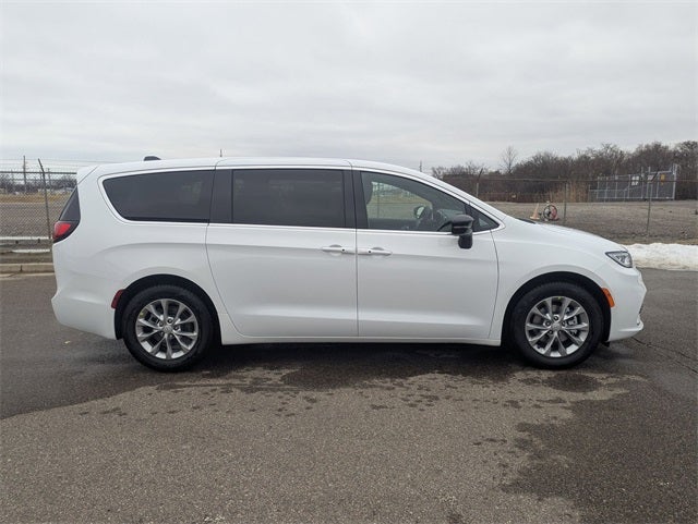 2026 Chrysler Pacifica PACIFICA LIMITED