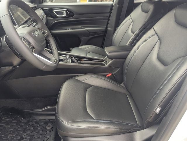 2025 Jeep Compass COMPASS LIMITED 4X4