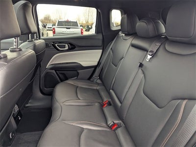 2024 Jeep Compass COMPASS LIMITED 4X4