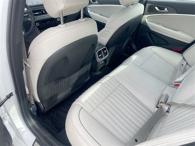 2024 Genesis G70 2.5T