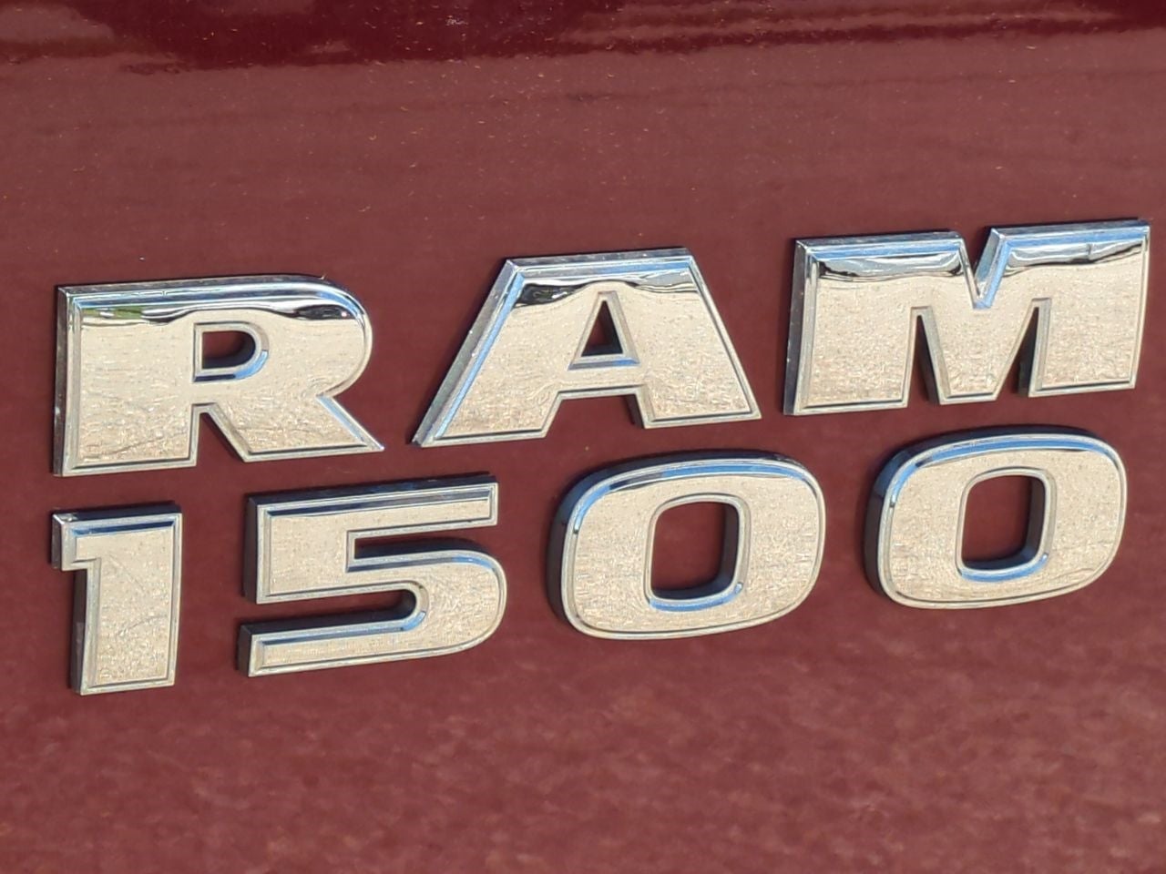 2017 RAM 1500 SLT