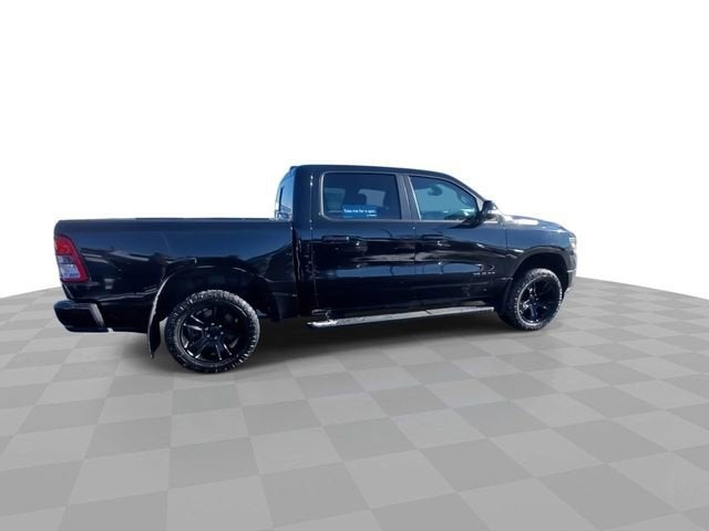 2020 RAM 1500 Big Horn Crew Cab 4x4 5'7" Box