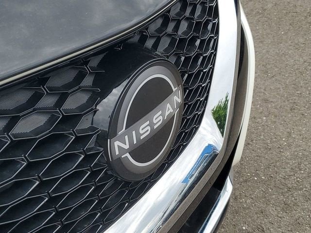 2023 Nissan Maxima Platinum
