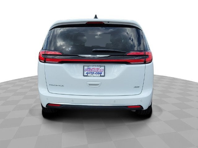 2023 Chrysler Pacifica Touring L AWD