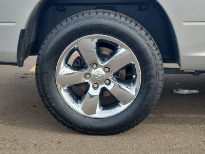 2017 RAM 1500 Big Horn Crew Cab 4x4 5'7" Box
