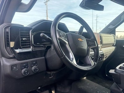 2023 Chevrolet Silverado 1500 LT (2FL)
