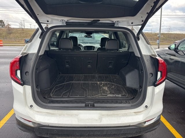 2022 GMC Terrain AT4