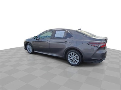 2022 Toyota Camry LE