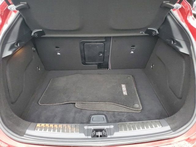 2017 INFINITI QX30 Premium