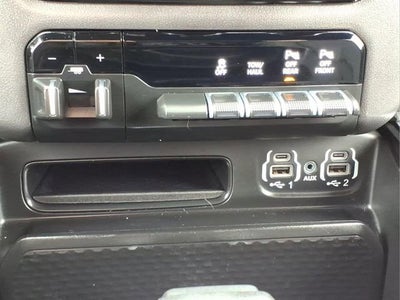 2021 RAM 1500 Big Horn Crew Cab 4x4 5'7" Box