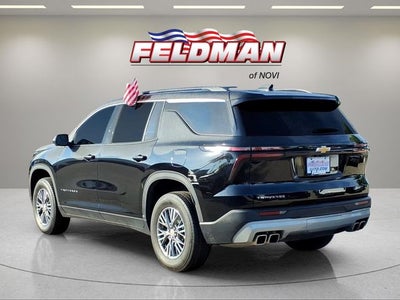 2024 Chevrolet Traverse LT