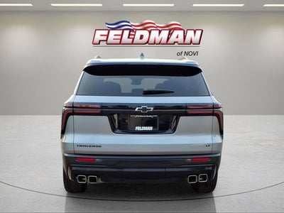 2024 Chevrolet Traverse LT
