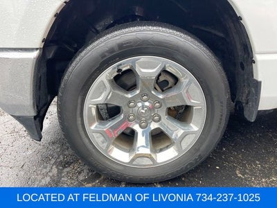 2020 RAM 1500 Big Horn Crew Cab 4x4 5'7" Box