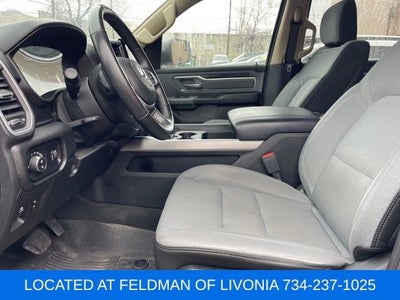 2020 RAM 1500 Big Horn Crew Cab 4x4 5'7" Box