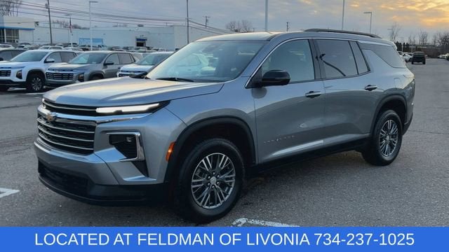 2024 Chevrolet Traverse LT