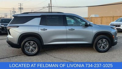 2024 Chevrolet Traverse LT