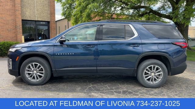2023 Chevrolet Traverse LT Cloth