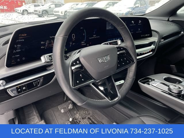 2024 Cadillac LYRIQ Luxury 1