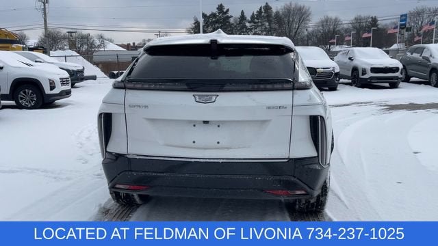 2024 Cadillac LYRIQ Luxury 1