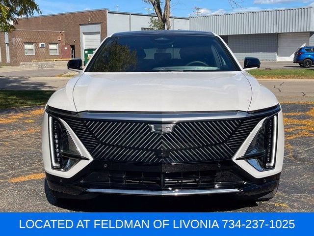 2024 Cadillac LYRIQ Luxury 2