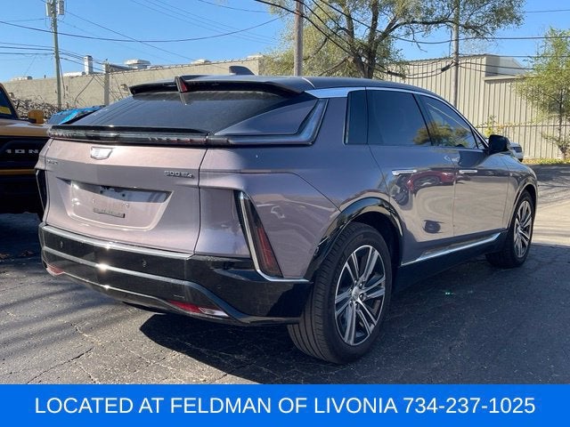 2024 Cadillac LYRIQ Luxury 2