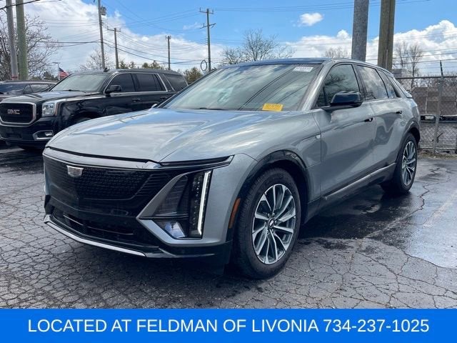 2024 Cadillac LYRIQ Sport 2