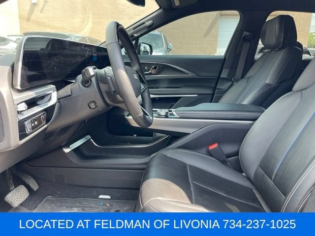 2024 Cadillac LYRIQ Sport 2