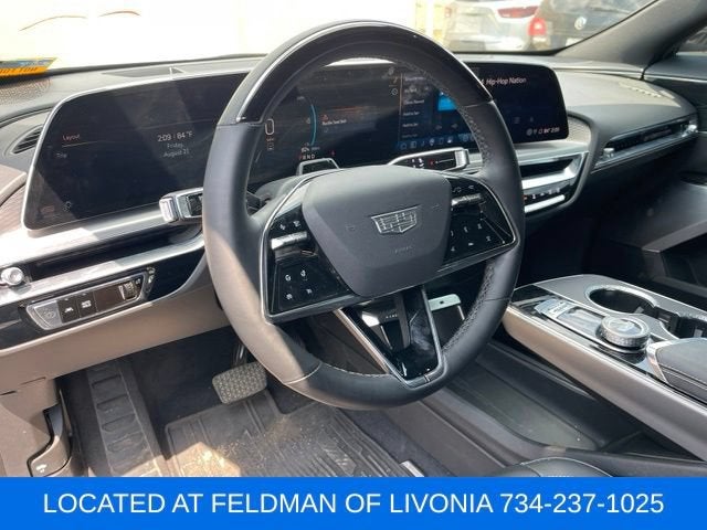 2024 Cadillac LYRIQ Sport 2
