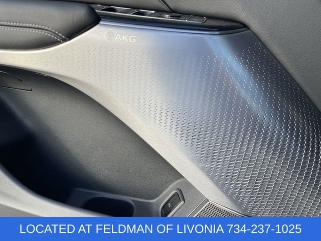 2024 Cadillac LYRIQ Sport 2