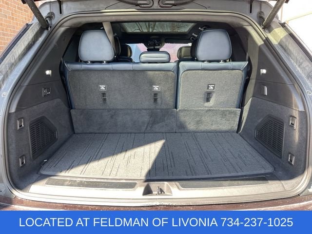 2025 Cadillac ESCALADE IQ Luxury 2