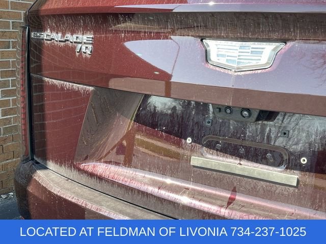 2025 Cadillac ESCALADE IQ Luxury 2