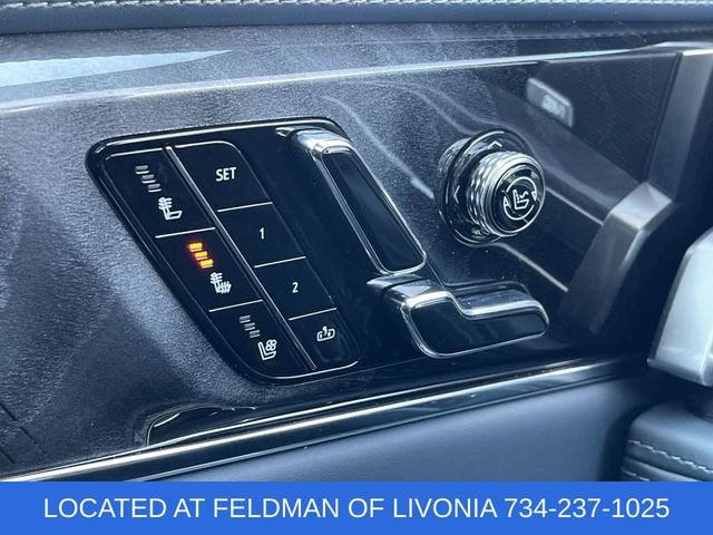 2025 Cadillac ESCALADE IQ Luxury 2