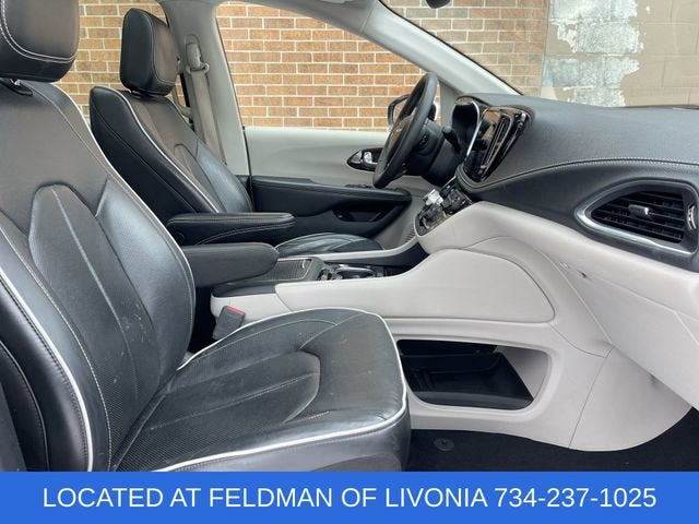 2023 Chrysler Pacifica Hybrid Limited