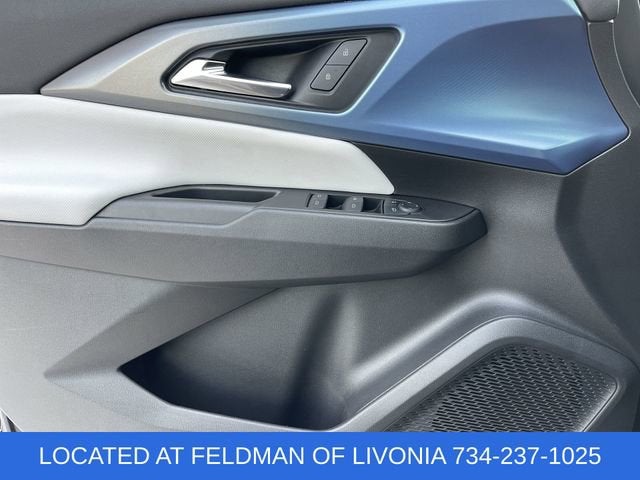 2025 Chevrolet Equinox EV LT