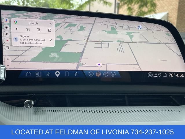 2025 Cadillac OPTIQ Luxury 2