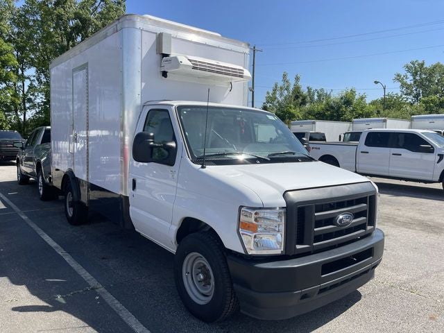 2024 Ford E-350SD Base Cutaway