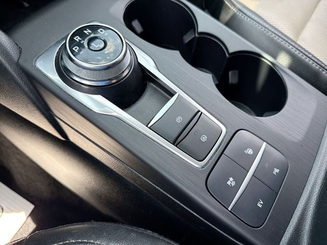 2022 Ford Escape Plug-In Hybrid Titanium
