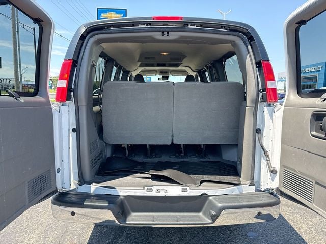 2022 Chevrolet Express 2500 LT Passenger